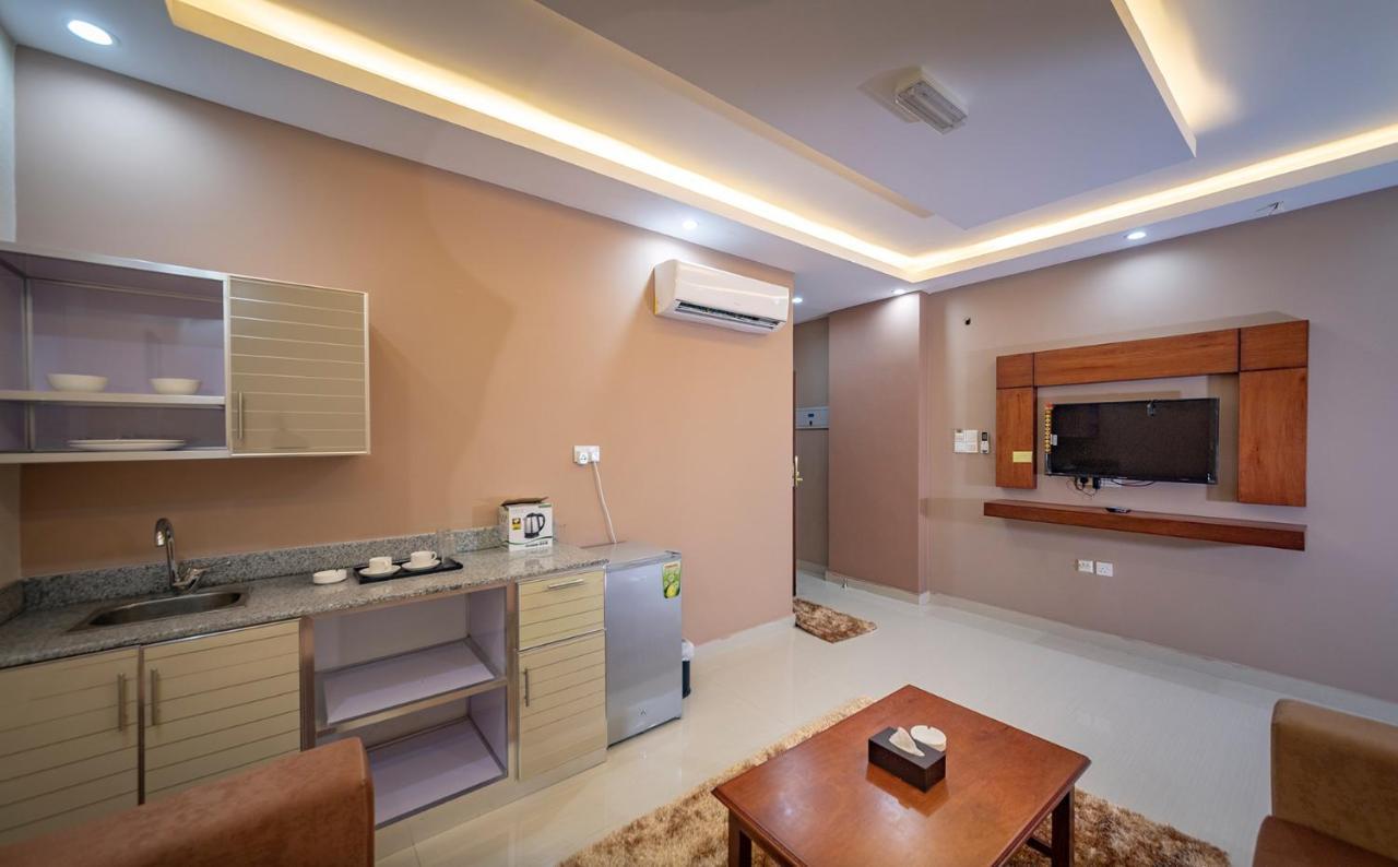 Red-5 - Al Safa Suites サラーラ エクステリア 写真