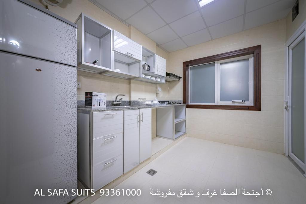 Red-5 - Al Safa Suites サラーラ エクステリア 写真