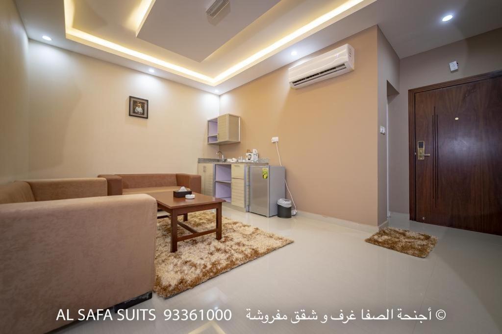 Red-5 - Al Safa Suites サラーラ エクステリア 写真