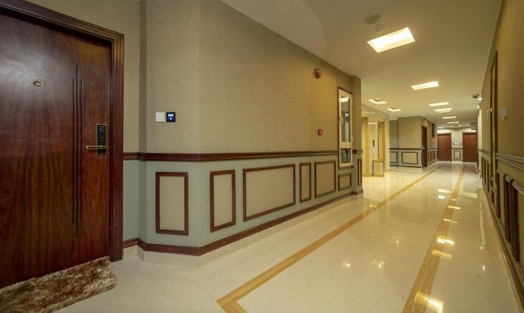 Red-5 - Al Safa Suites サラーラ エクステリア 写真